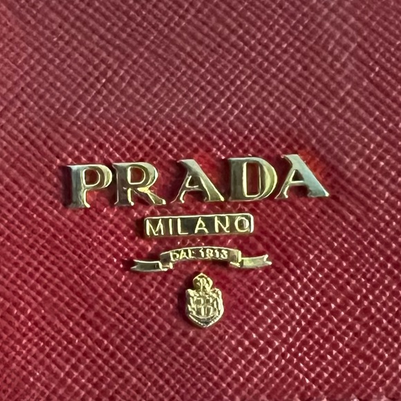 Prada Red Saffiano Leather Compact Wallet - Picture 8 of 8